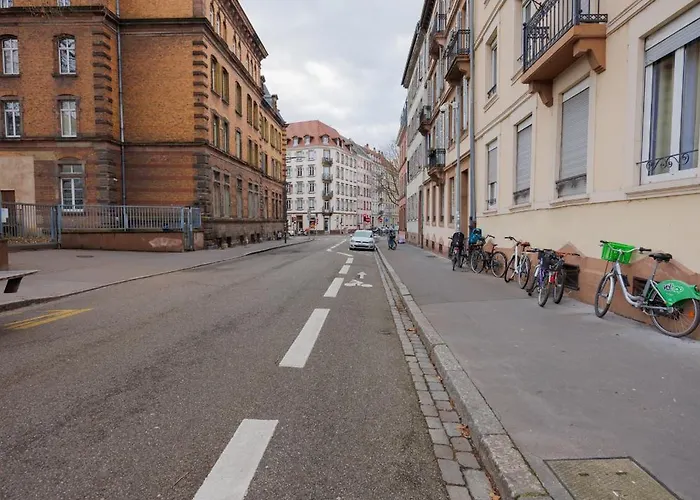 Πανσιόν Le Petit Break - Gare - Petite France - Commerces A Proximite 3*