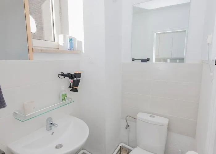 Le Petit Break - Gare - Petite France - Commerces A Proximite